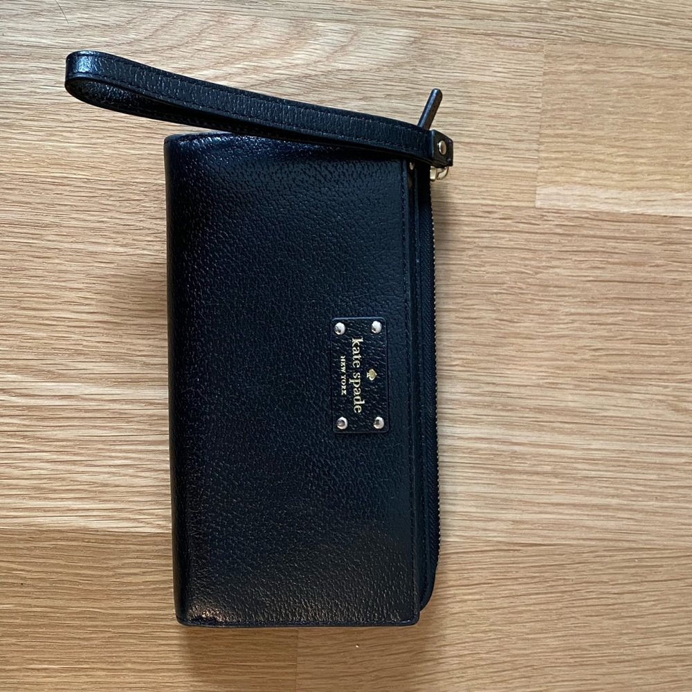 EUC Kate Spade leather wristlet/wallet